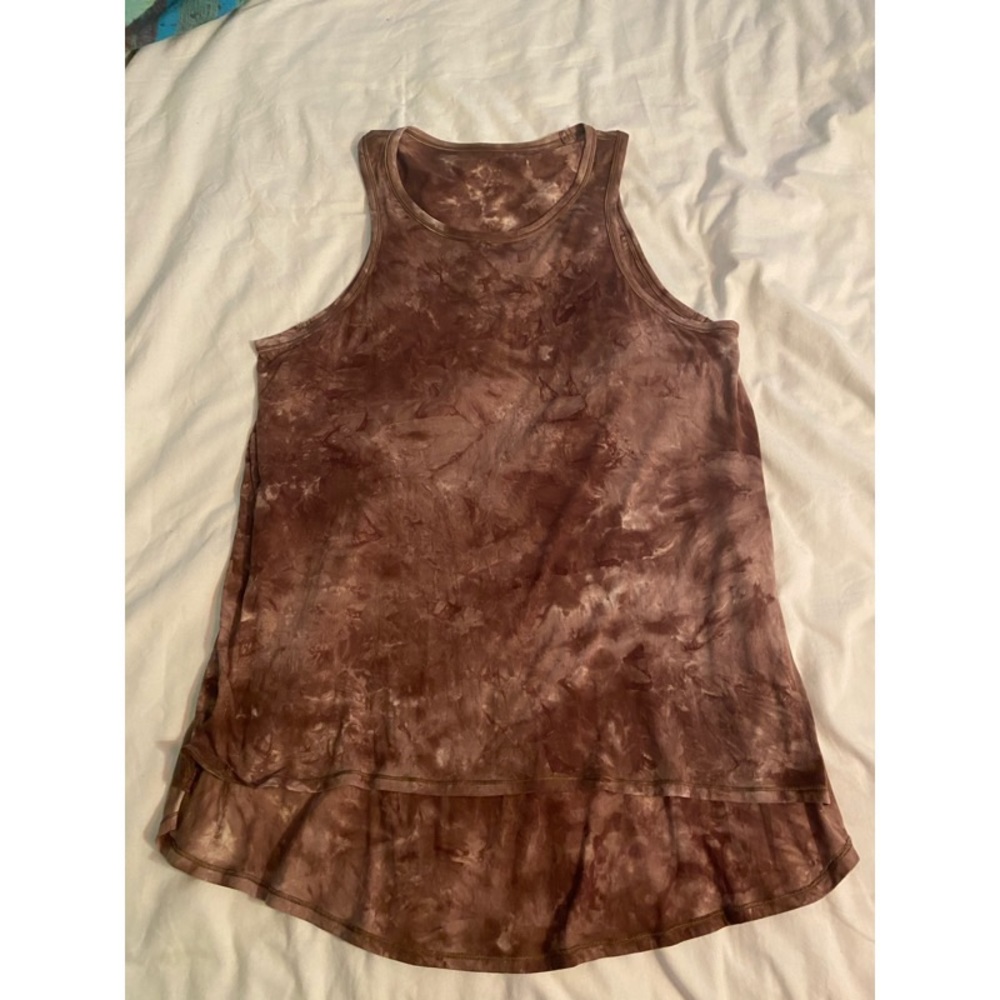 Lululemon top